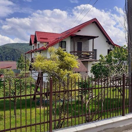 ホテル Casa Popa グラ・フモアルルイ エクステリア 写真